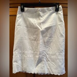 Moda International White Eyelet Pencil Skirt Embroidered & Woven Details (2)